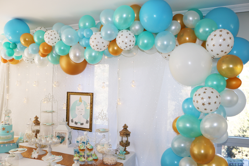 5 decoraciones con globos de colores para tu fiesta